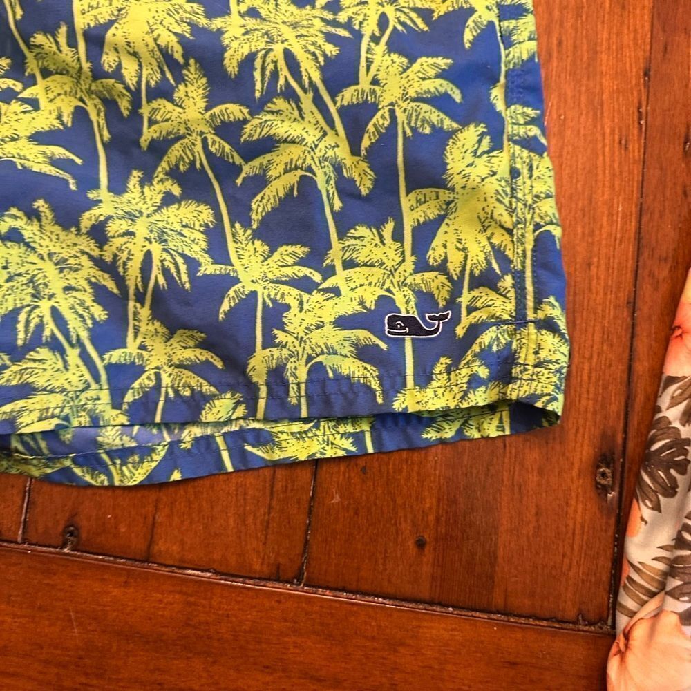 Vineyard Vines Tropical Palm Print Swim Shorts